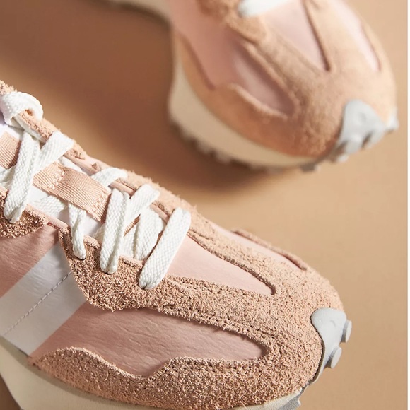 New Balance 327 Sneakers - Picture 4 of 11